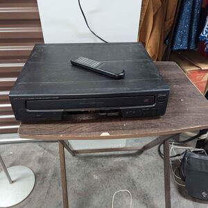 Optimus CD 8100 5 disc changer and remote Vintage 1998